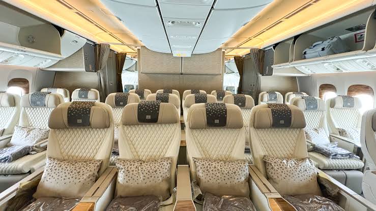Maximizing Premium Economy Family Travel via American Express Membership Rewards
